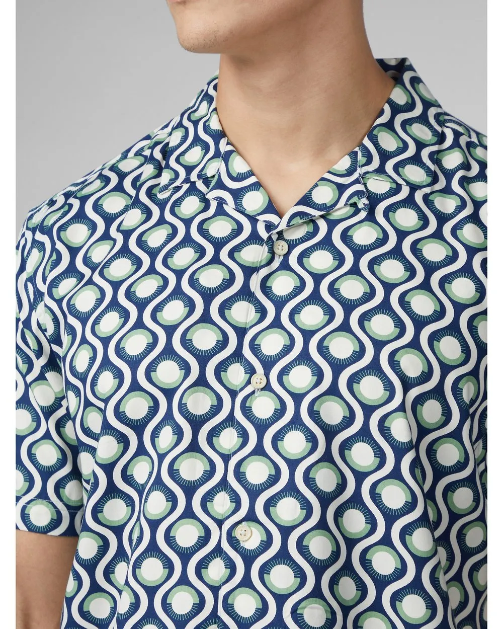 Ben Sherman Retro Geo Print S/S Shirt 658 461