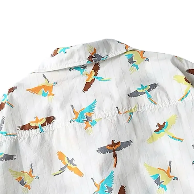 Boxy camp shirt with parrots