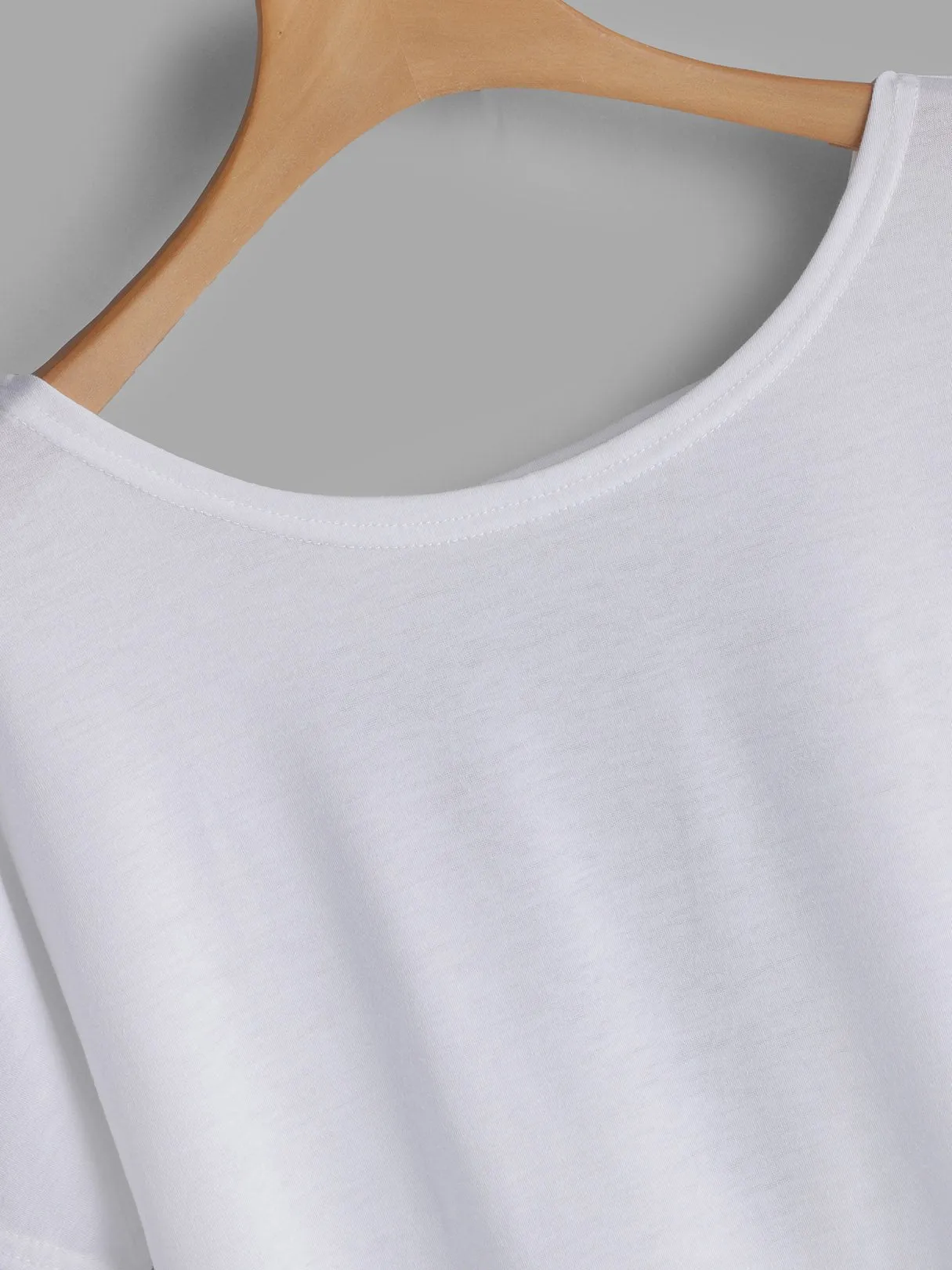 Custom Round Neck Backless Short Sleeve White Tee