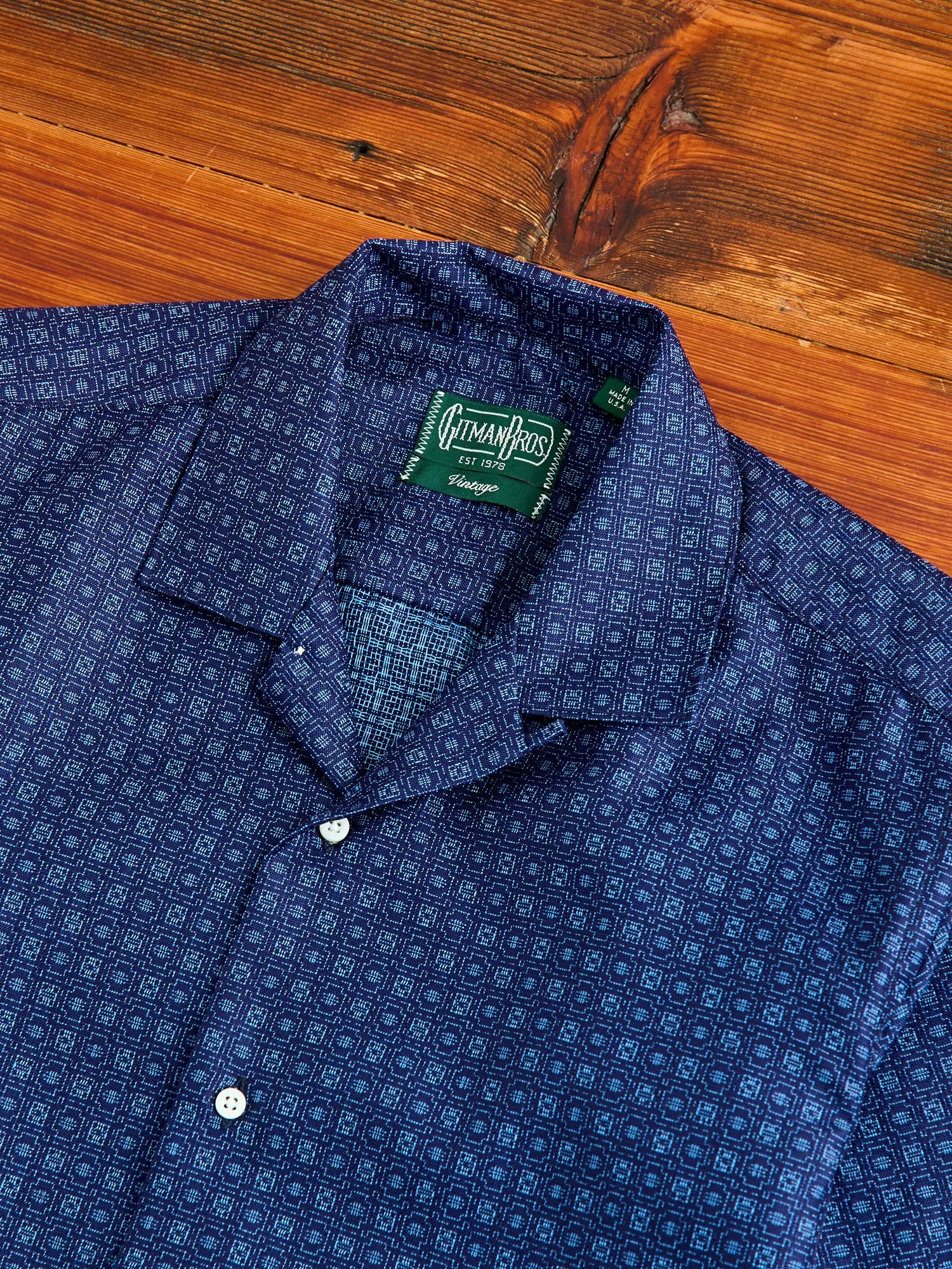 Dobby Camp Shirt in Indigo