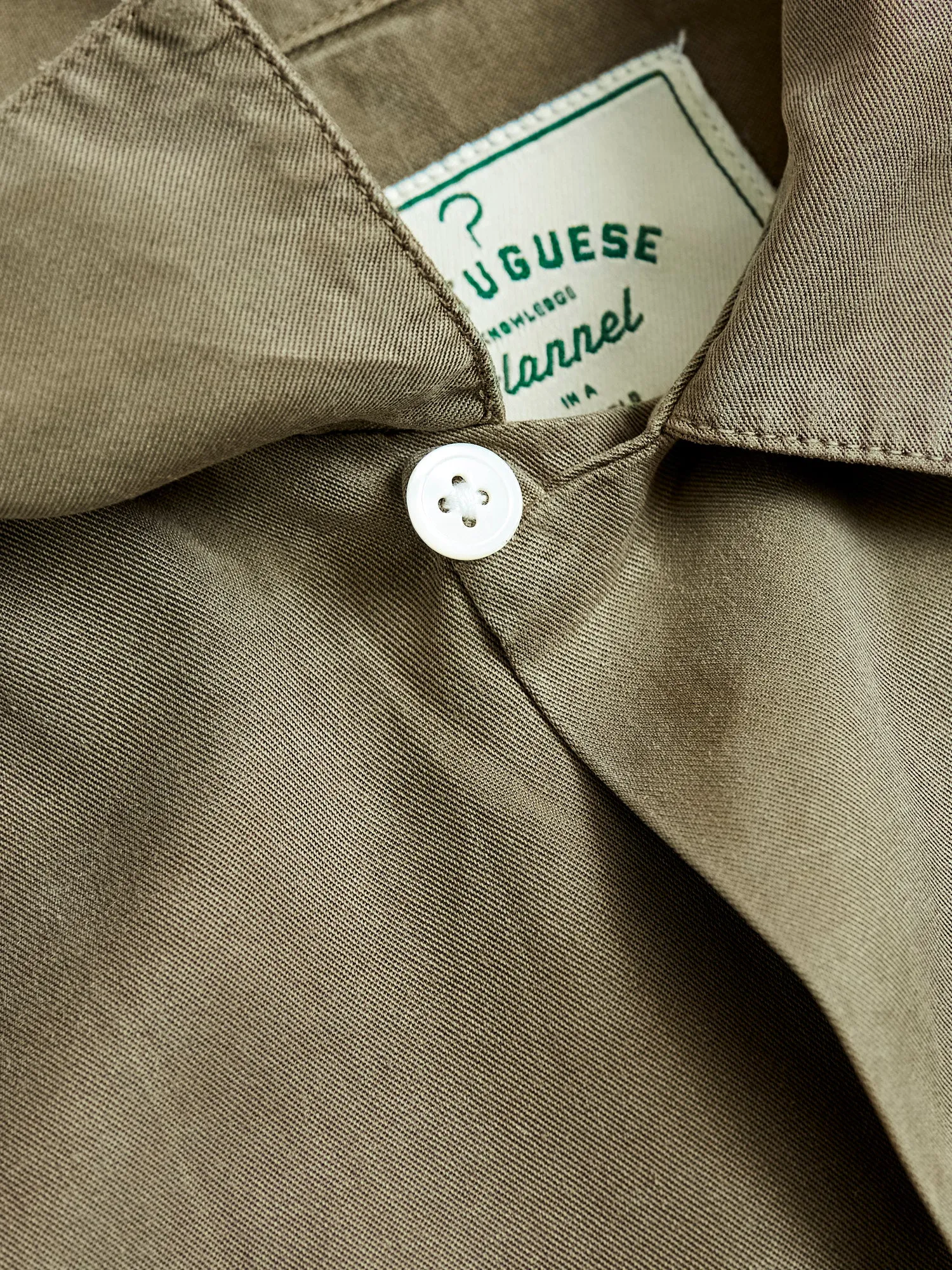 Dogtown Shirt in Olive