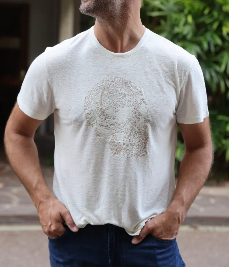 Embroidered Skull Tee in Salt