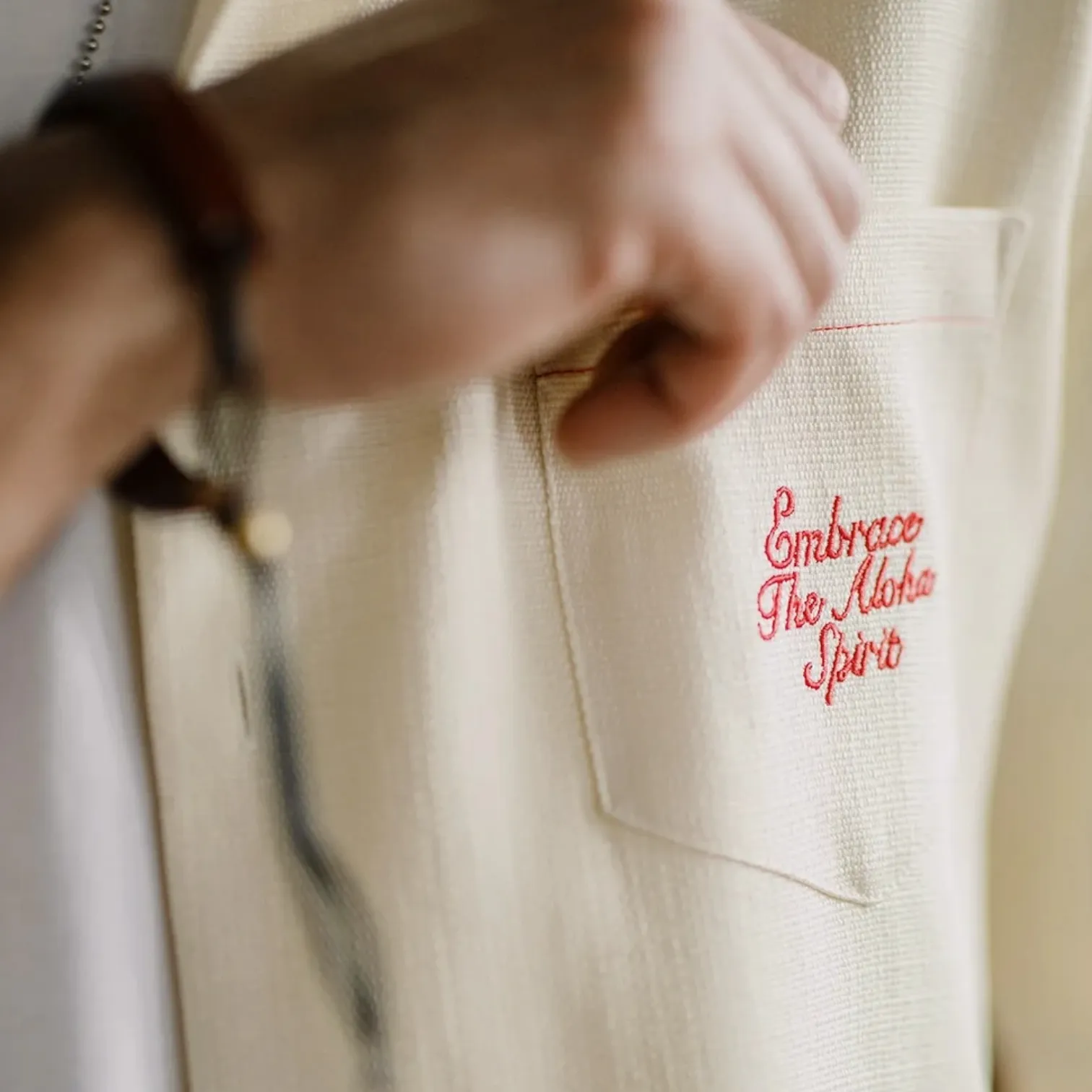 Hawaii embroidered camp shirt