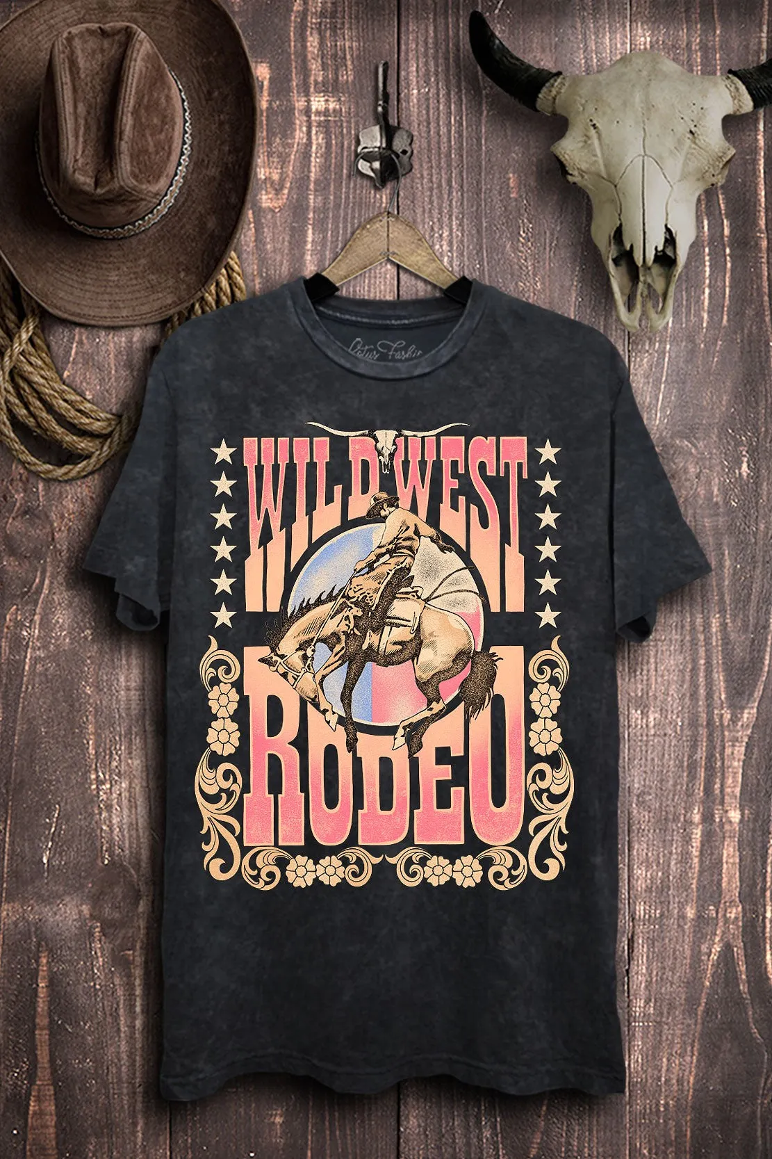 Lotus Fashion Wild West Rodeo Graphic Top