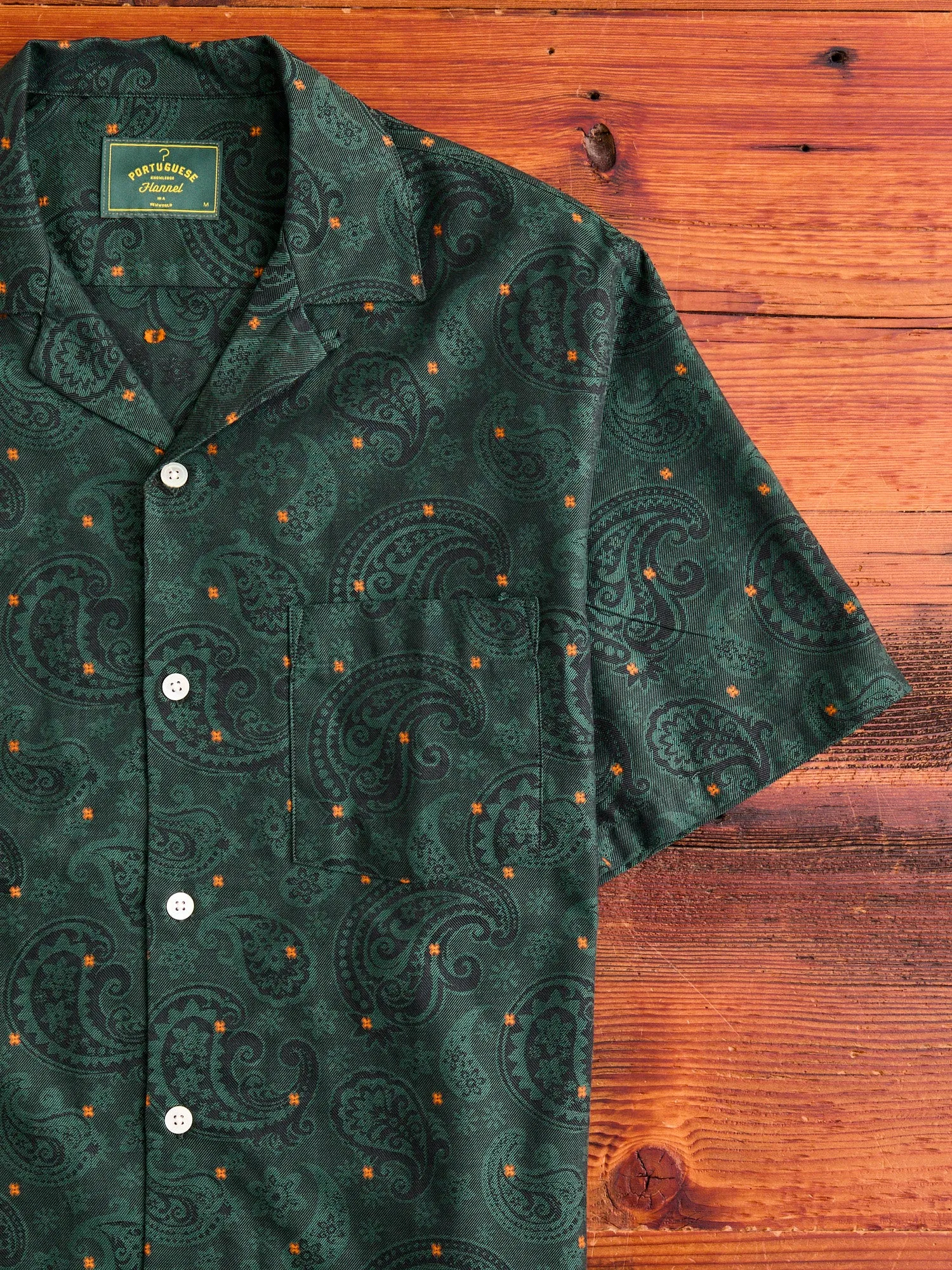 Paisley Jacquard Button-Up Shirt in Green