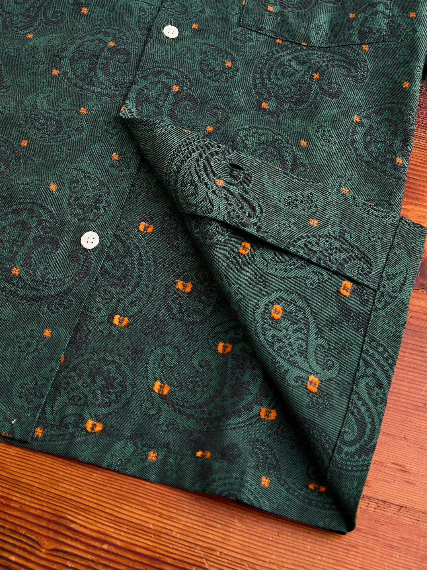 Paisley Jacquard Button-Up Shirt in Green