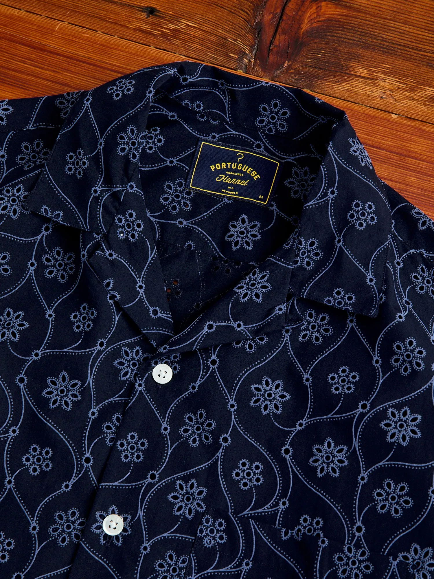 Rendi Button-Up Shirt in Navy