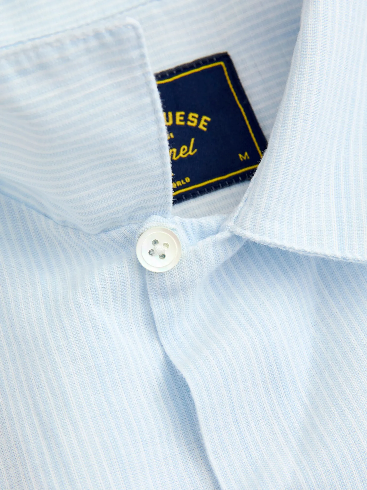 Summer Blend Button-Up Shirt in Sky
