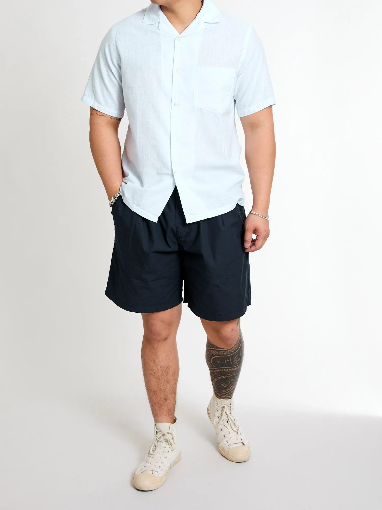 Summer Blend Button-Up Shirt in Sky