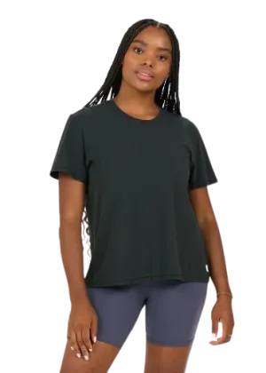 Vuori Feather Tee - Washed Black