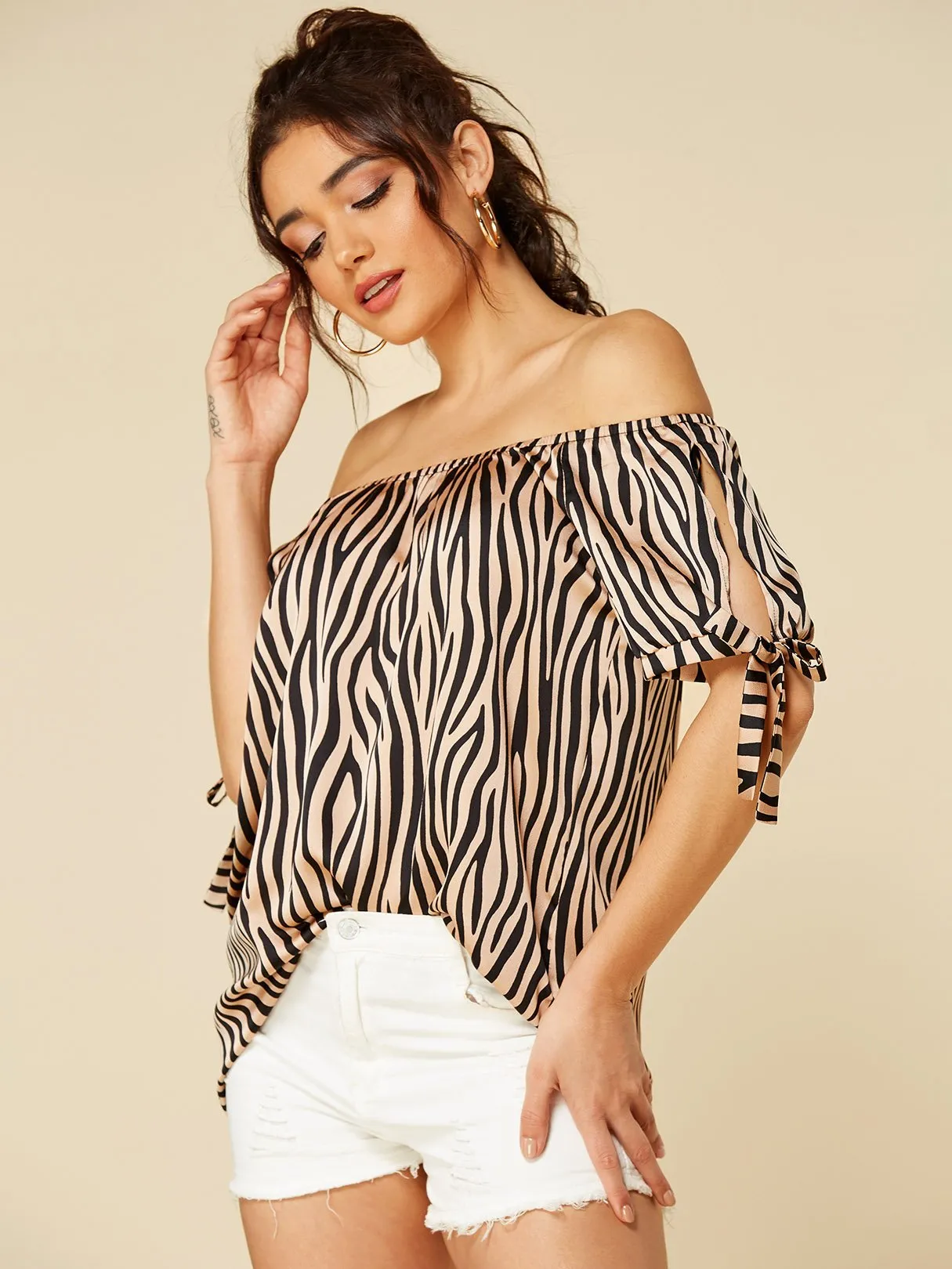 Wholesale Off The Shoulder Zebra Slit Short Sleeve Khaki Top